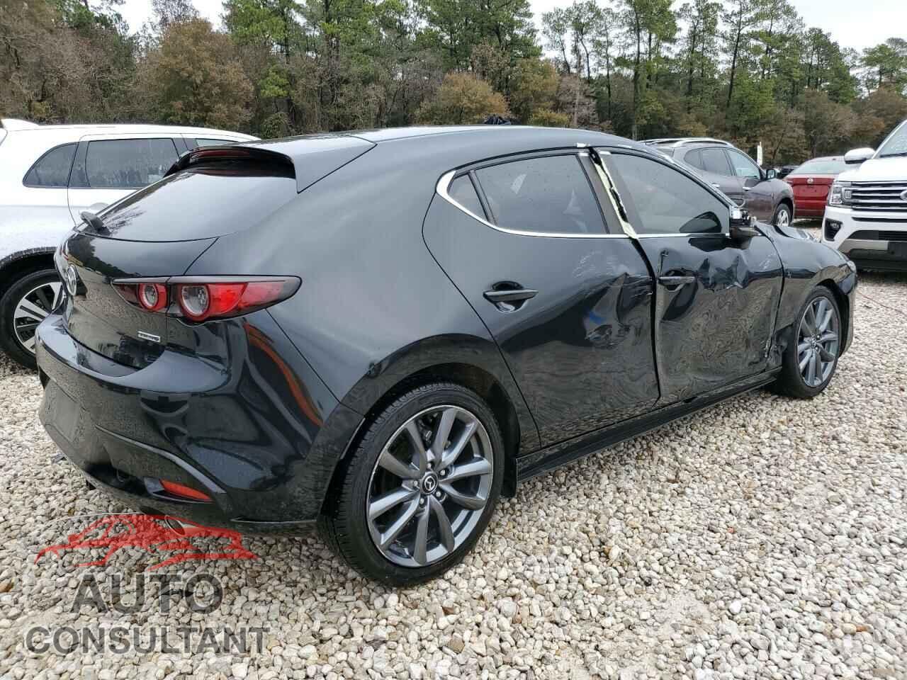 MAZDA 3 2019 - JM1BPAJM4K1118738