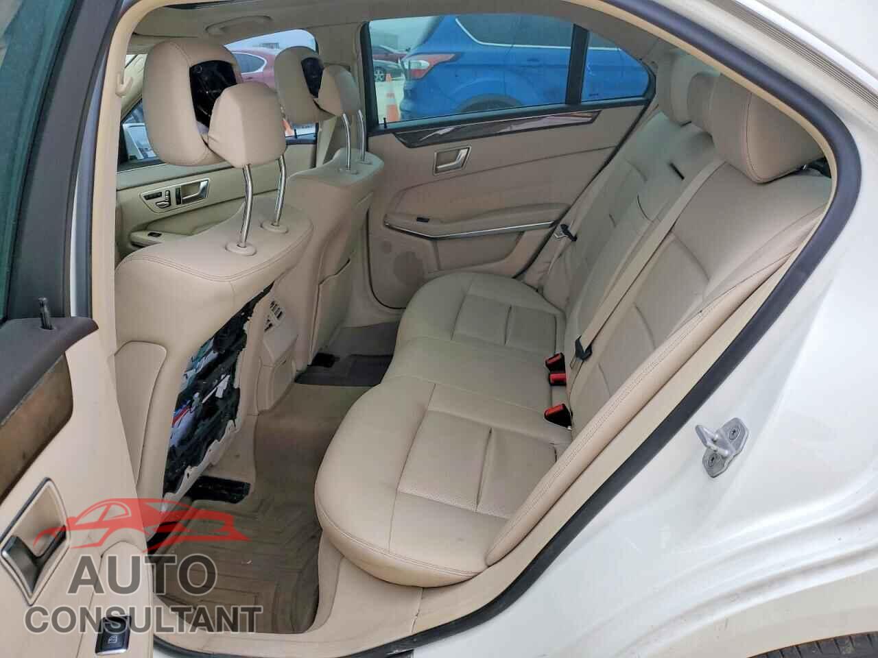 MERCEDES-BENZ E 2014 - WDDHF5KB9EA895184