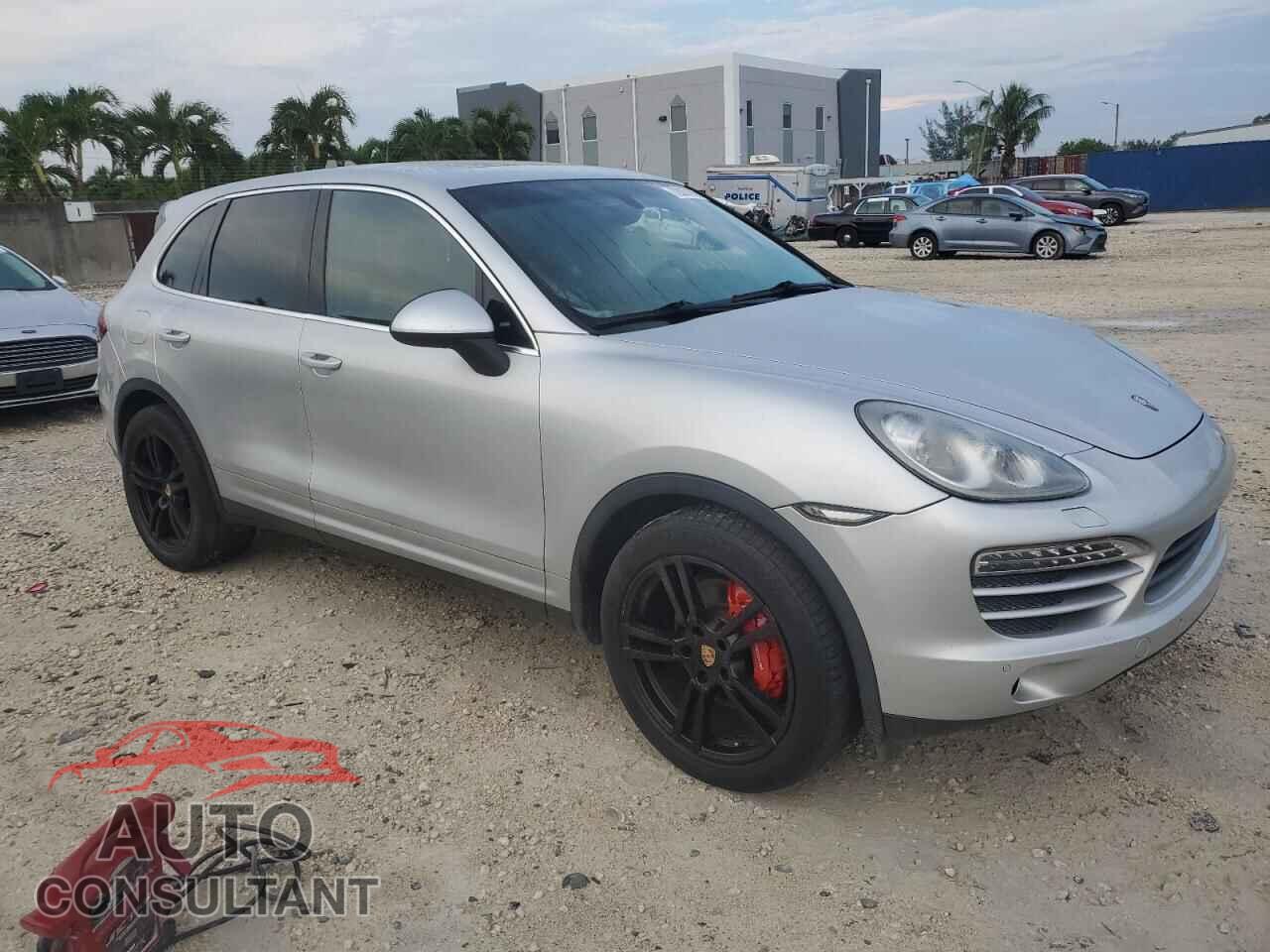 PORSCHE CAYENNE 2012 - WP1AA2A29CLA07284
