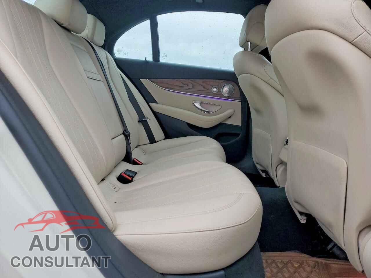 MERCEDES-BENZ E-CLASS 2017 - WDDZF4KB5HA053655