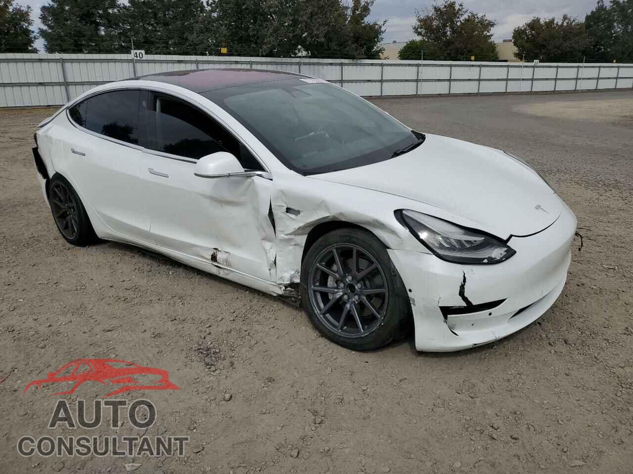 TESLA MODEL 3 2018 - 5YJ3E1EA8JF014883