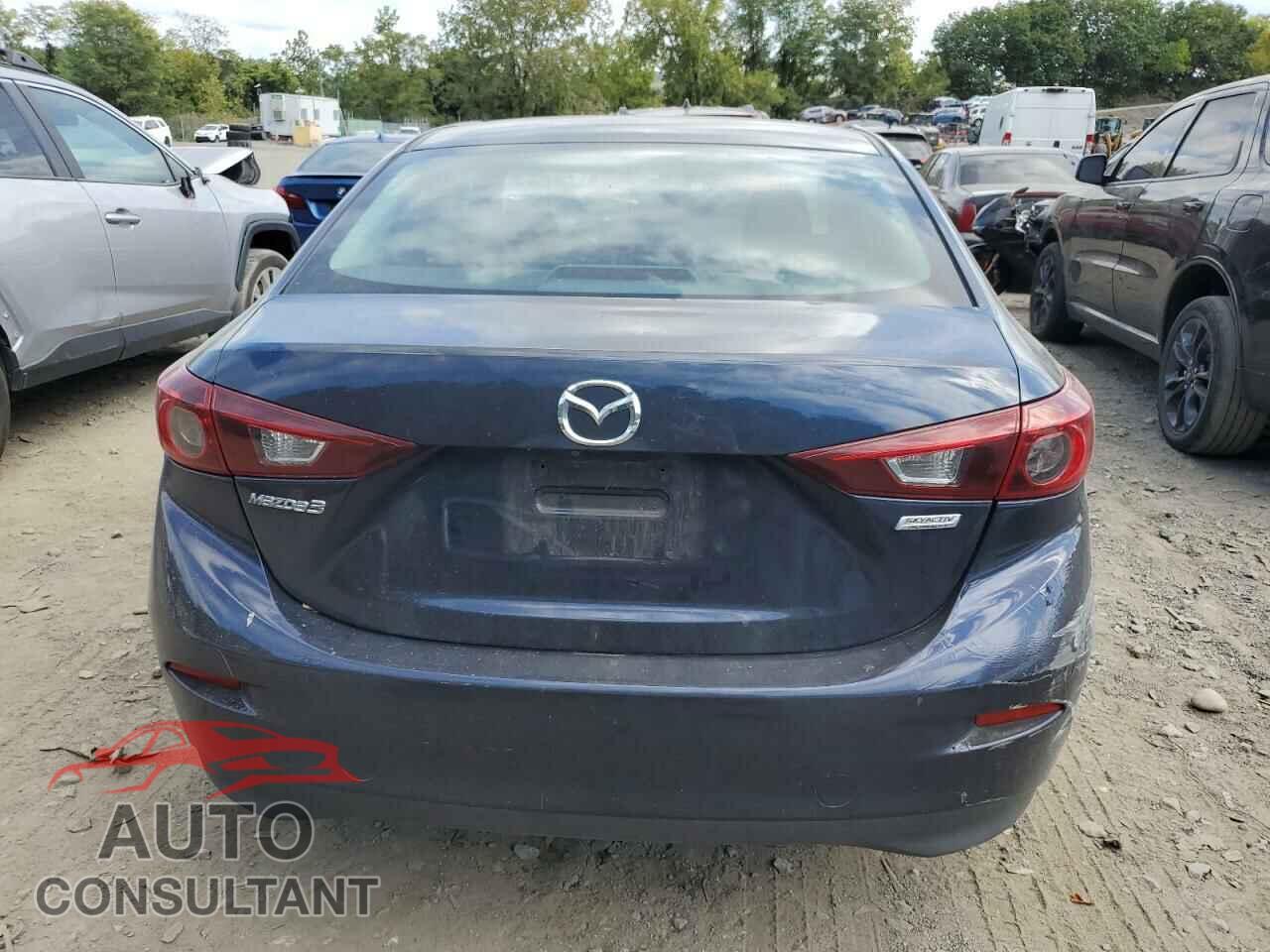 MAZDA 3 2017 - 3MZBN1U77HM115594