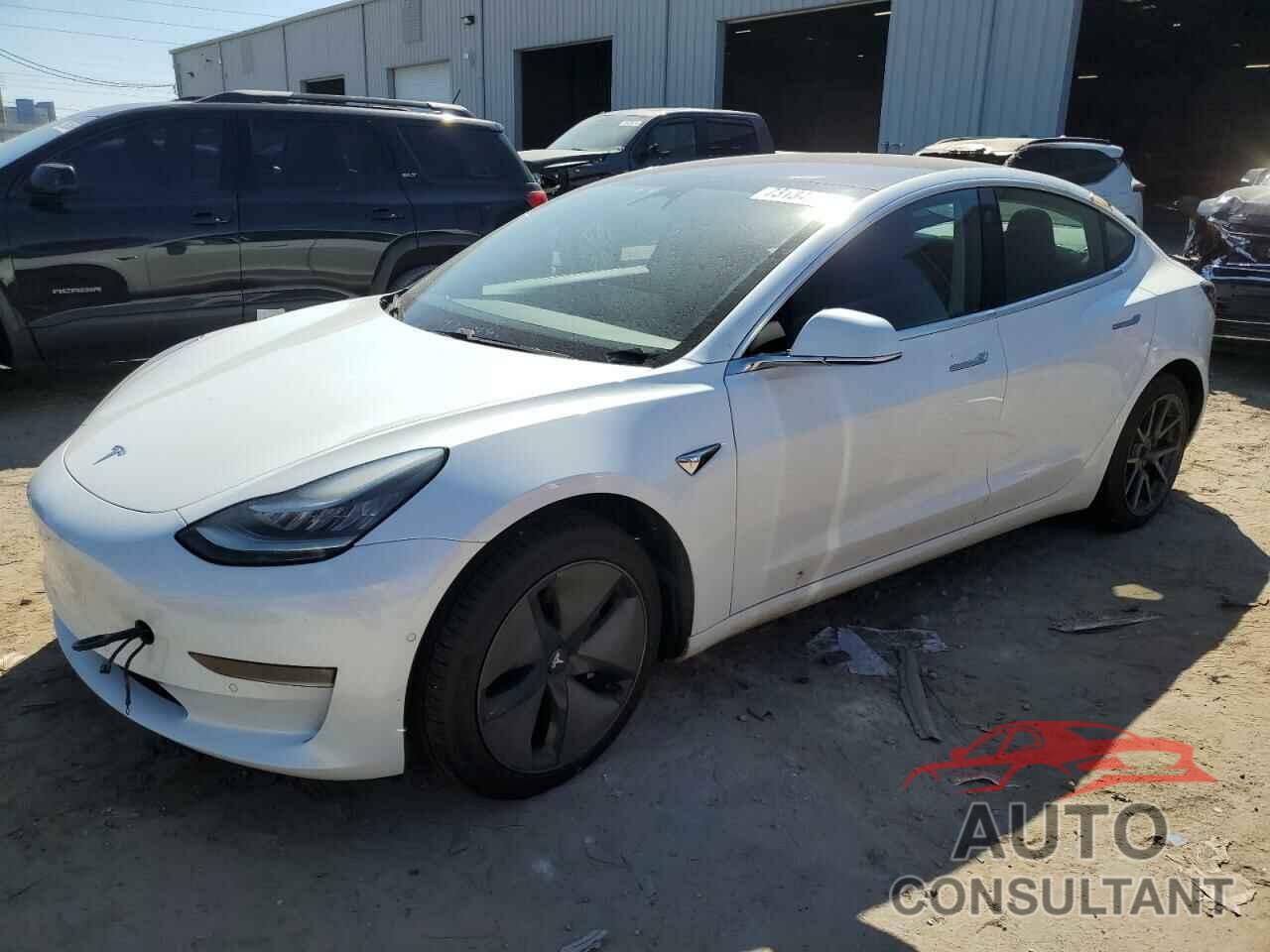 TESLA MODEL 3 2018 - 5YJ3E1EB0JF108572