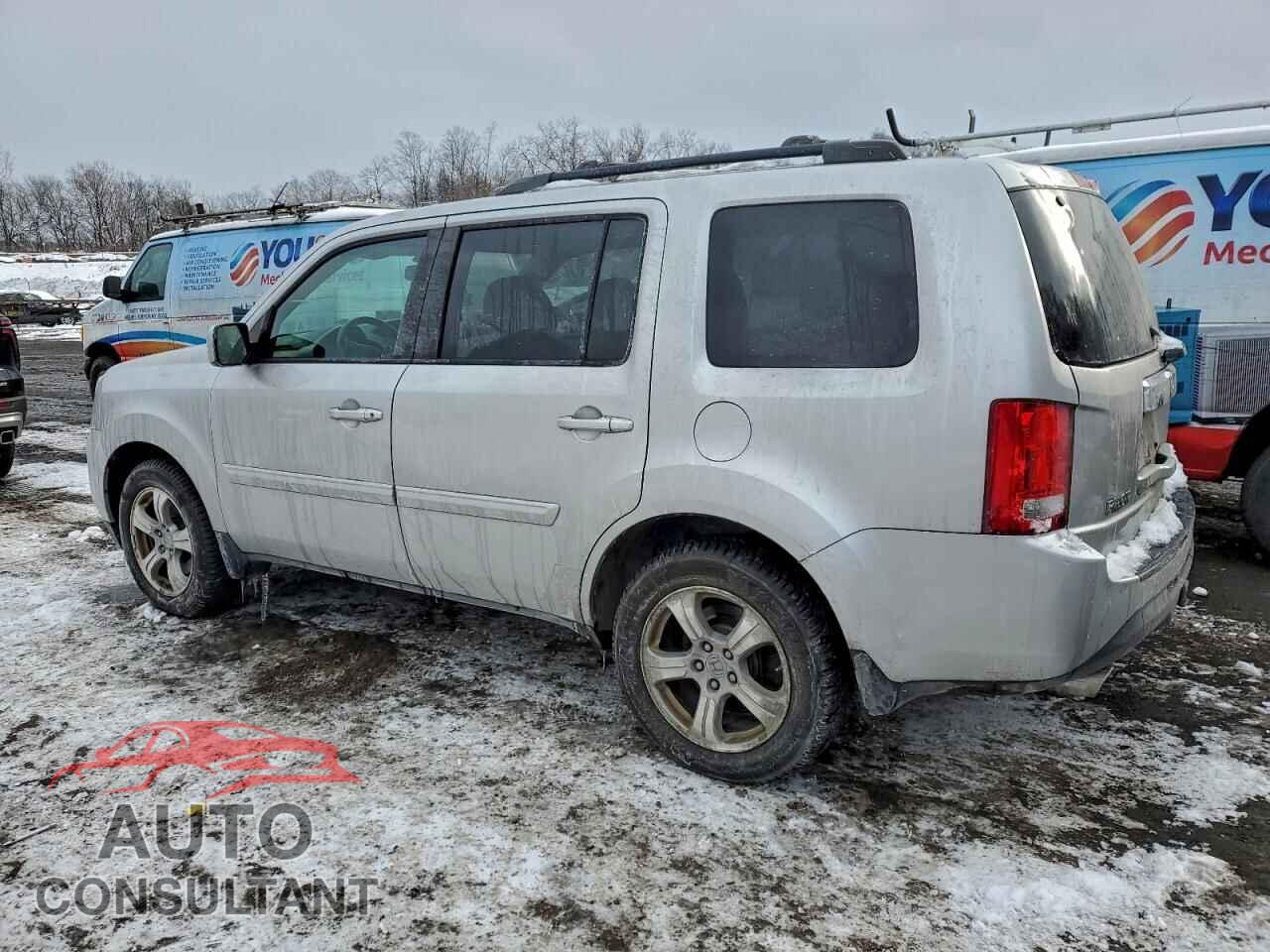 HONDA PILOT 2013 - 5FNYF4H58DB055960