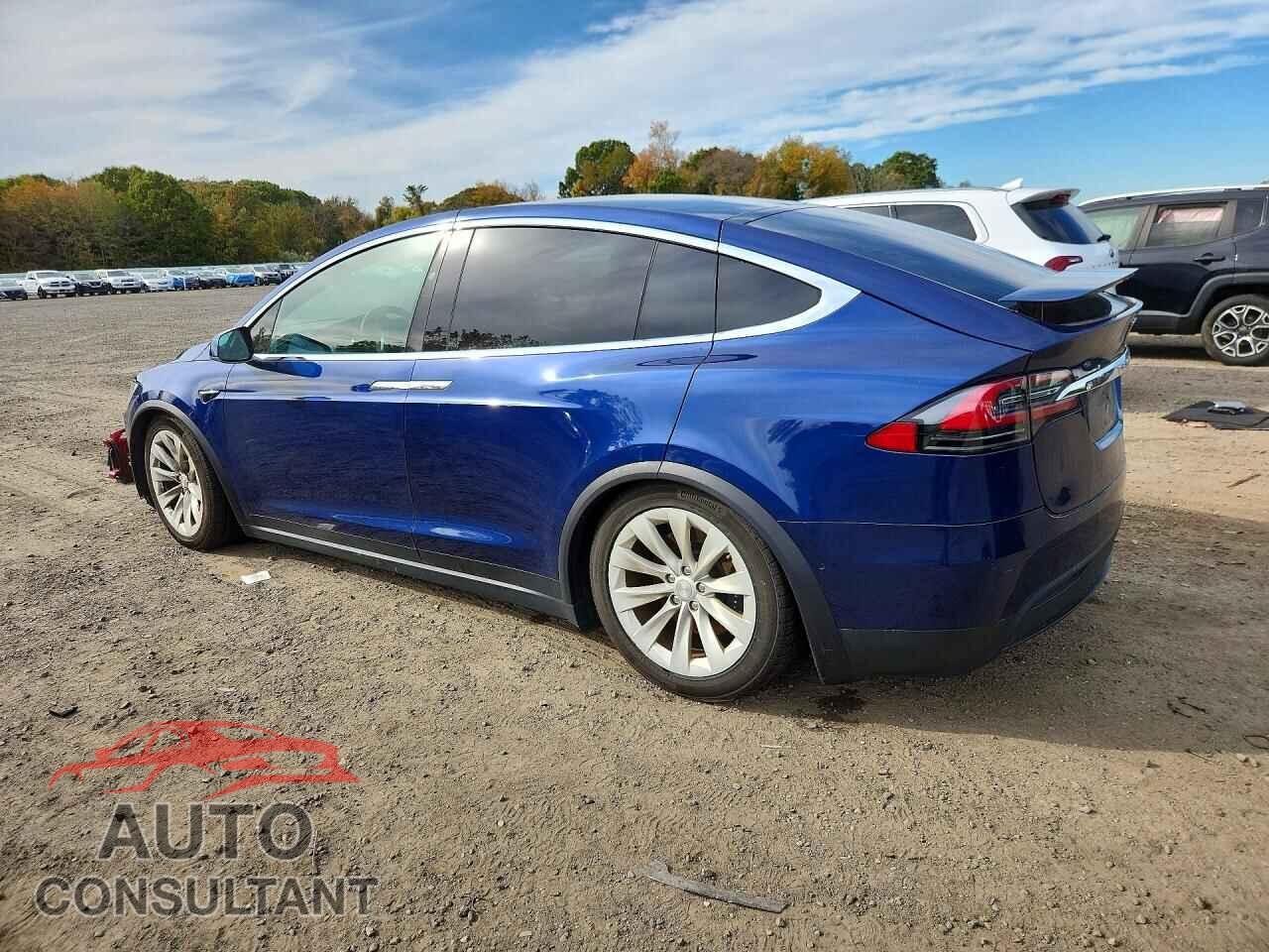 TESLA MODEL X 2020 - 5YJXCBE2XLF305961