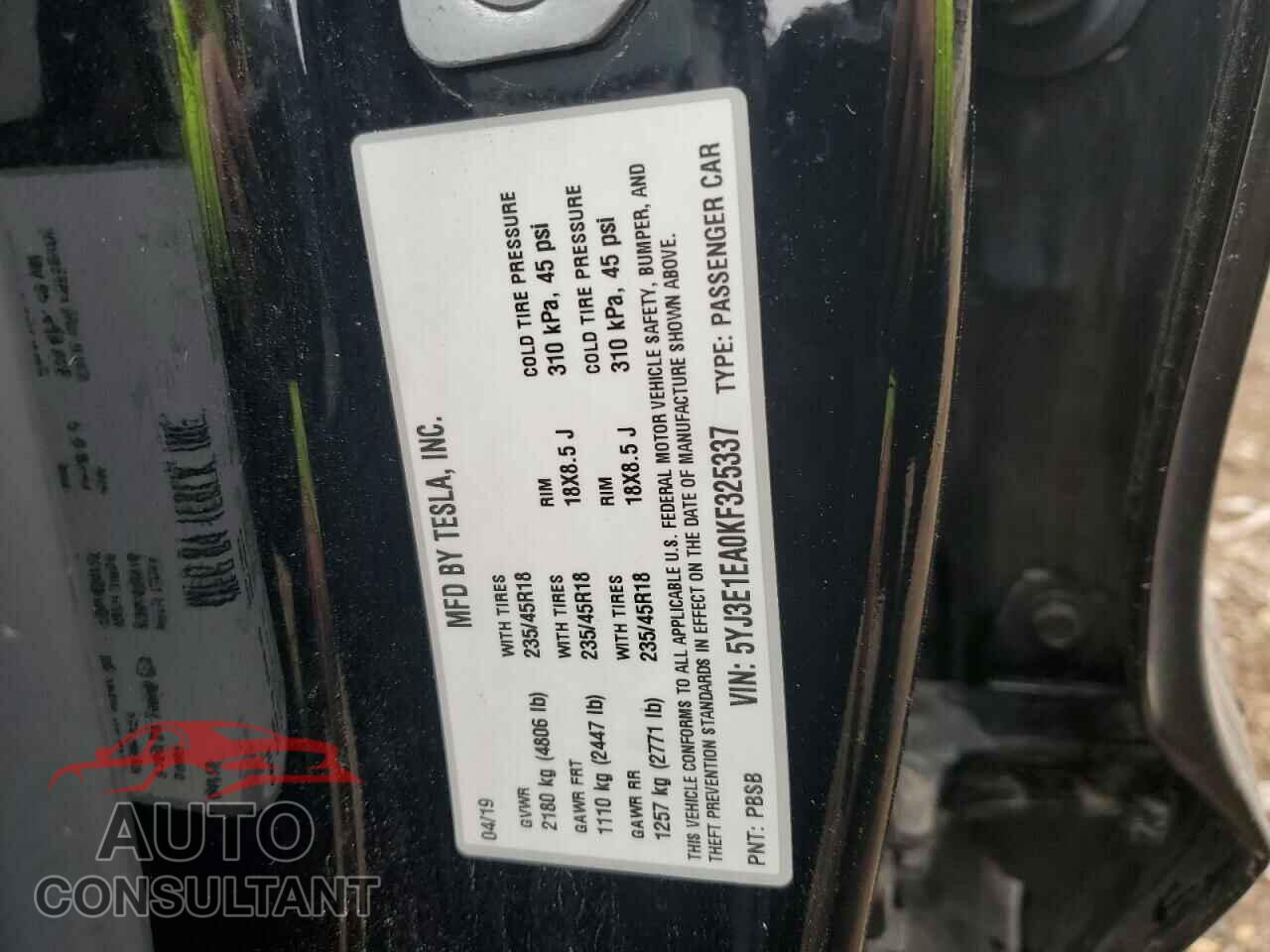 TESLA MODEL 3 2019 - 5YJ3E1EA0KF325337