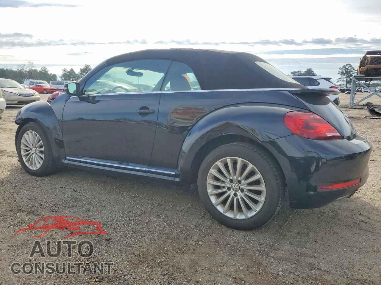VOLKSWAGEN BEETLE 2019 - 3VW5DAAT3KM500062