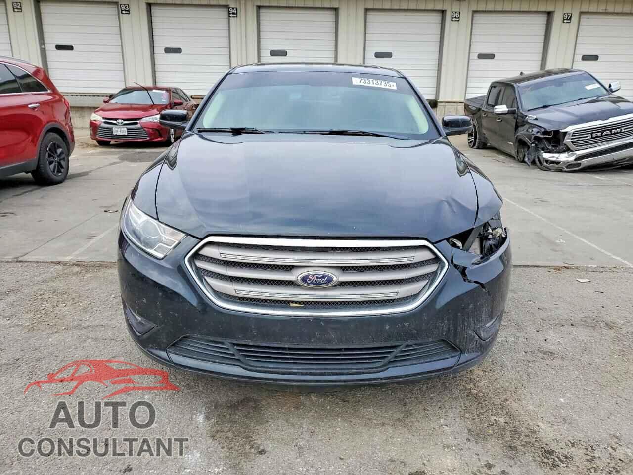 FORD TAURUS 2015 - 1FAHP2E87FG135510