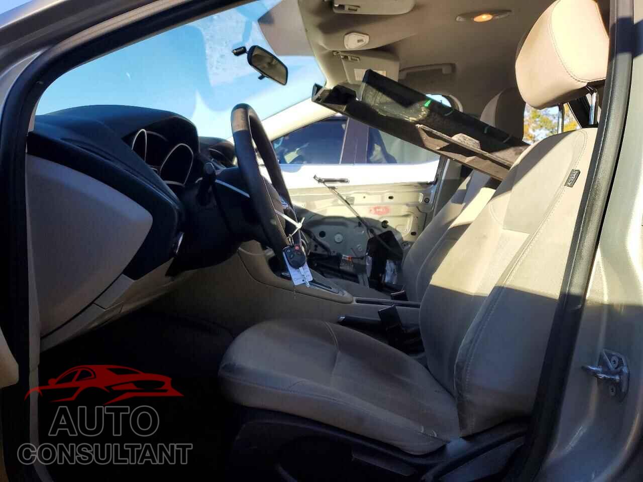 FORD FOCUS 2016 - 1FADP3F23GL292085