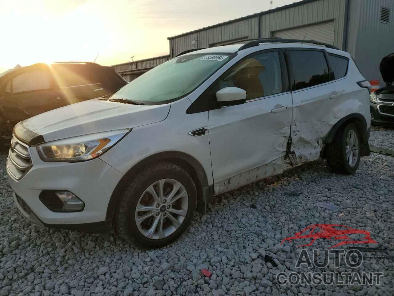 FORD ESCAPE 2018 - 1FMCU9H94JUB64057