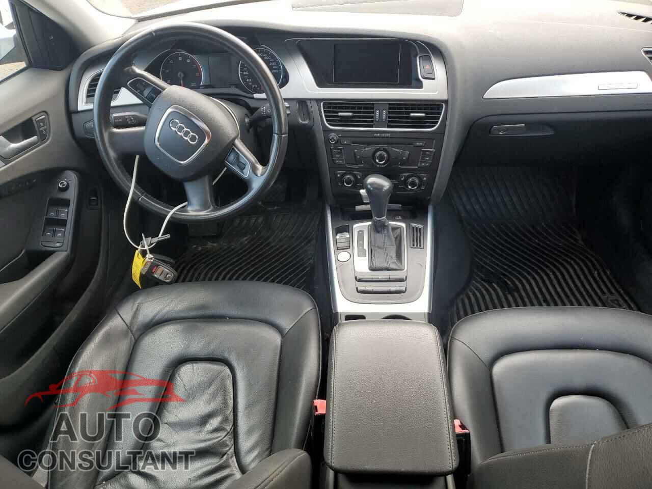 AUDI A4 2011 - WAUKFCFL2BN004497