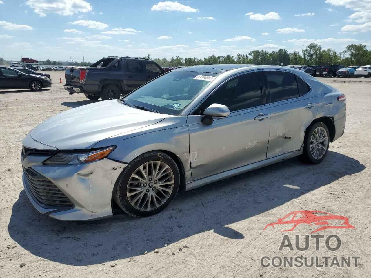TOYOTA CAMRY 2018 - 4T1BZ1HK3JU002311