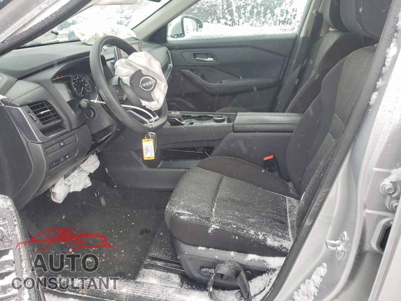 NISSAN ROGUE 2024 - 5N1BT3BBXRC681940
