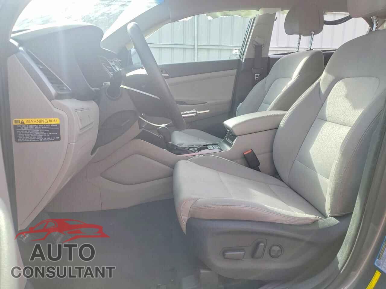 HYUNDAI TUCSON 2017 - KM8J3CA49HU468632