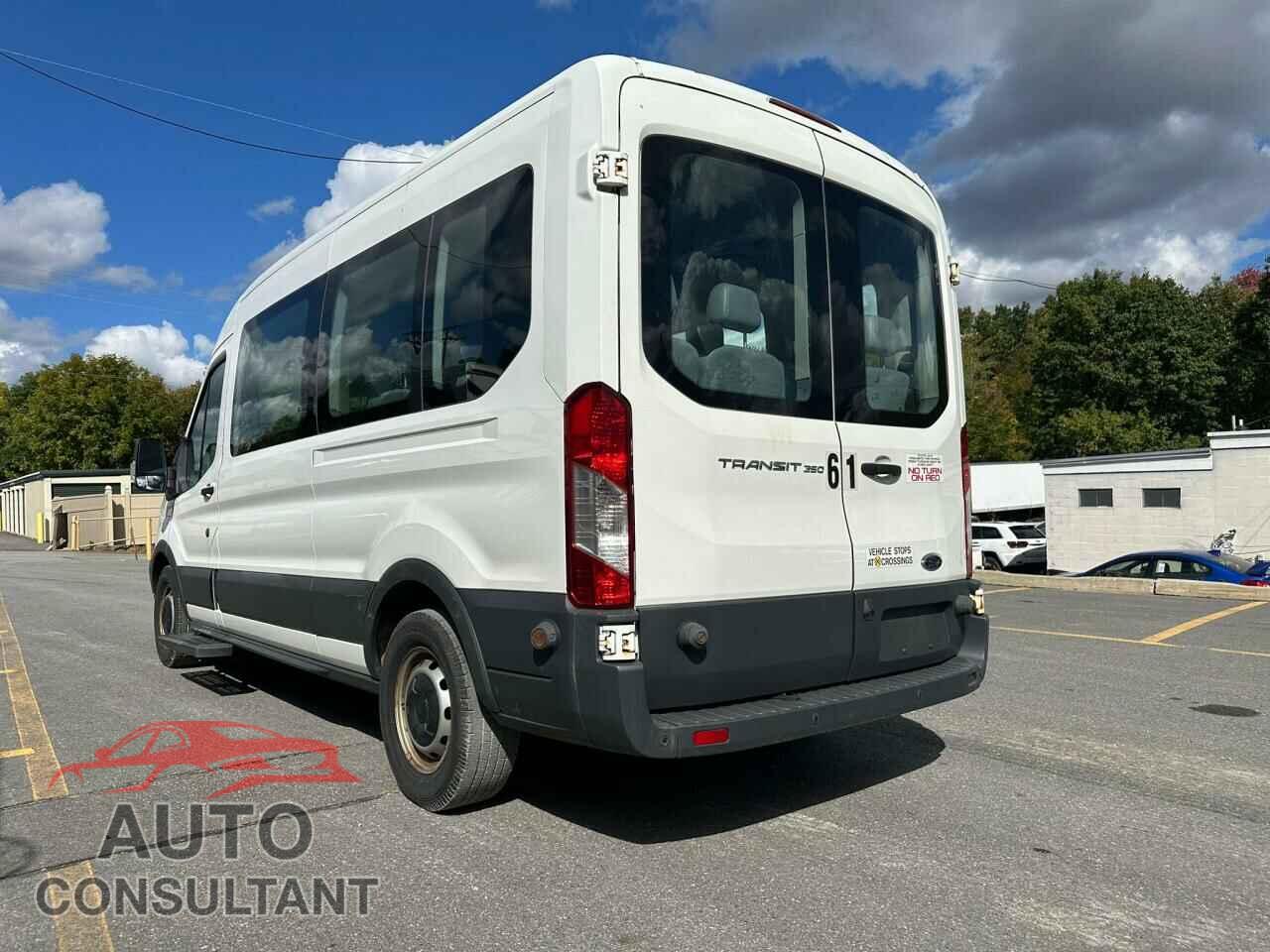 FORD TRANSIT 2017 - 1FBAX2CM1HKA15296