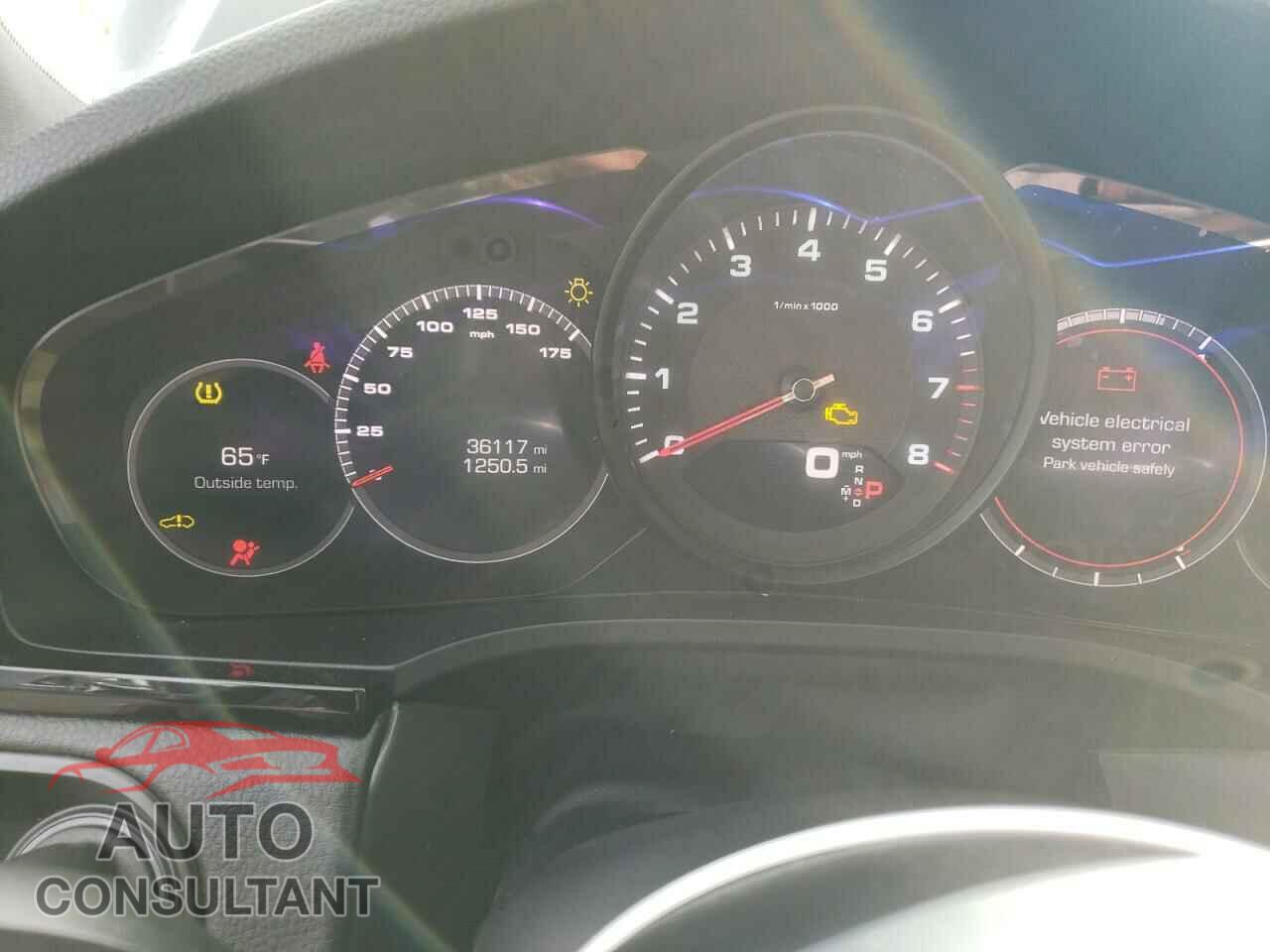 PORSCHE CAYENNE 2019 - WP1AA2AY3KDA18083