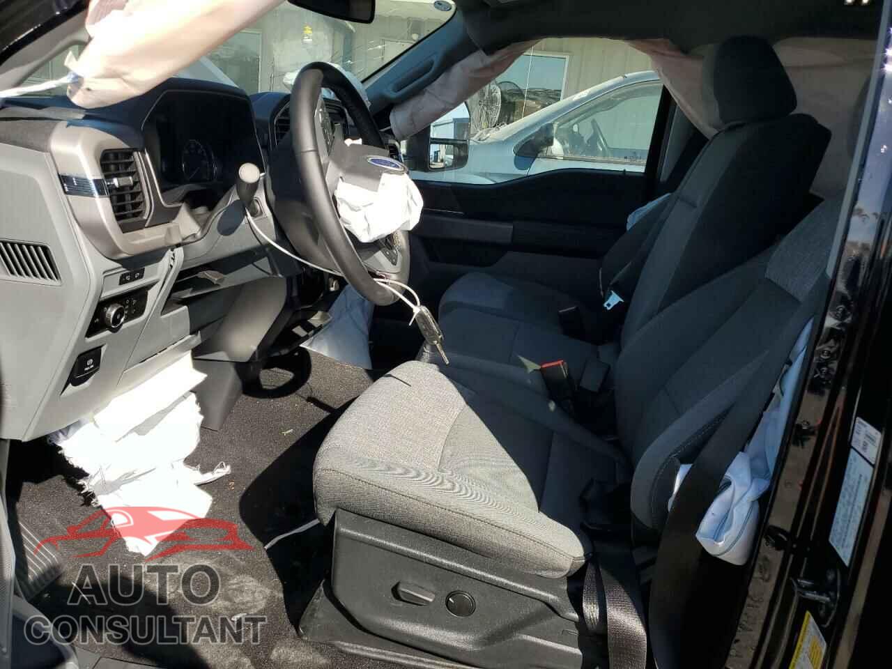 FORD F-150 2023 - 1FTEW1C8XPKG09672
