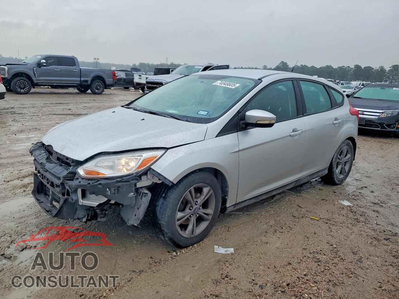 FORD FOCUS 2014 - 1FADP3K22EL400666