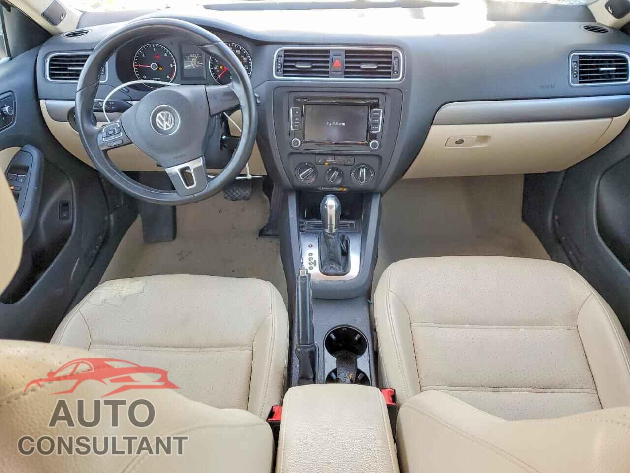 VOLKSWAGEN JETTA 2014 - 3VWLL7AJ8EM350255