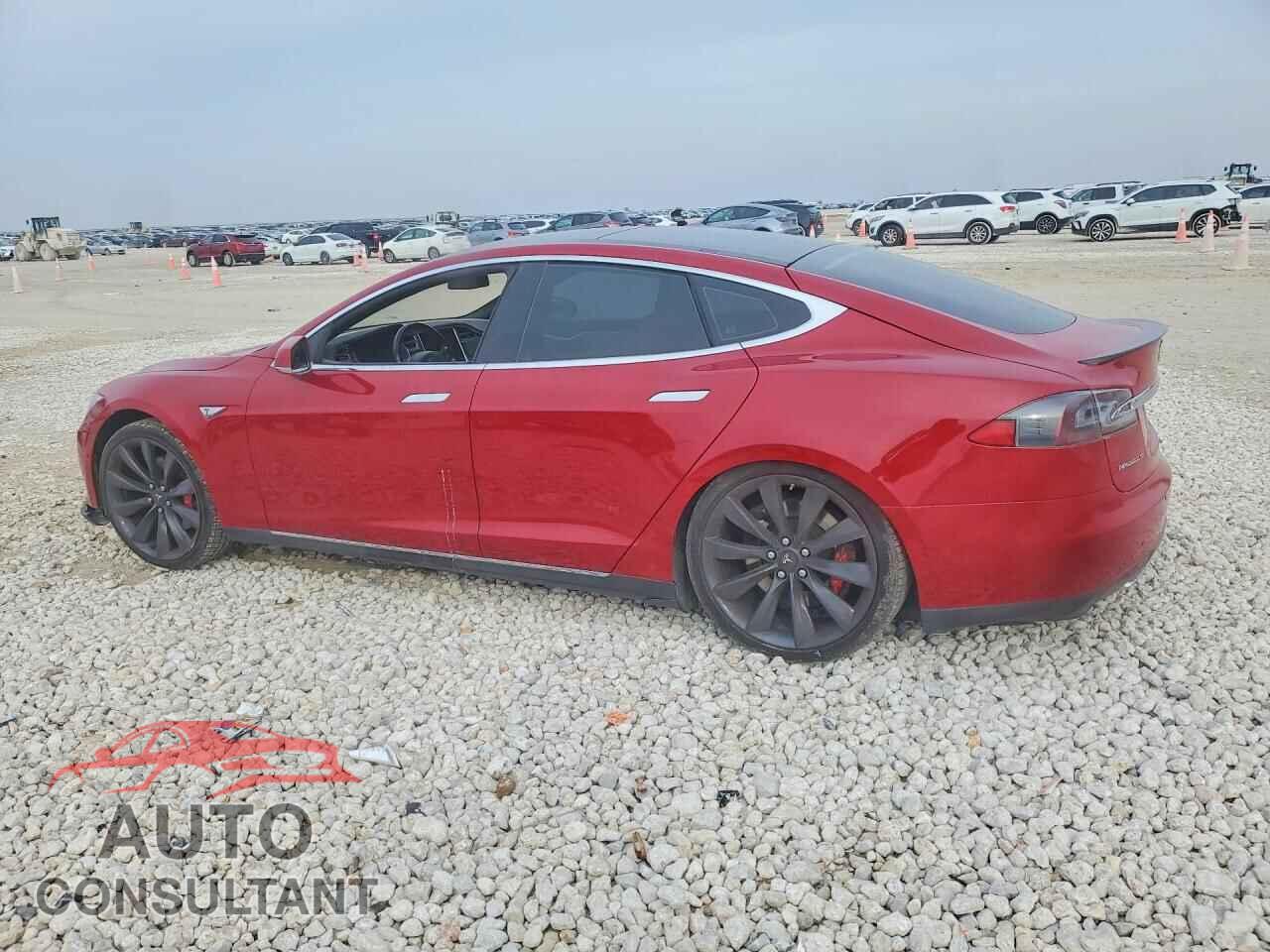 TESLA MODEL S 2016 - 5YJSA1E46GF128584
