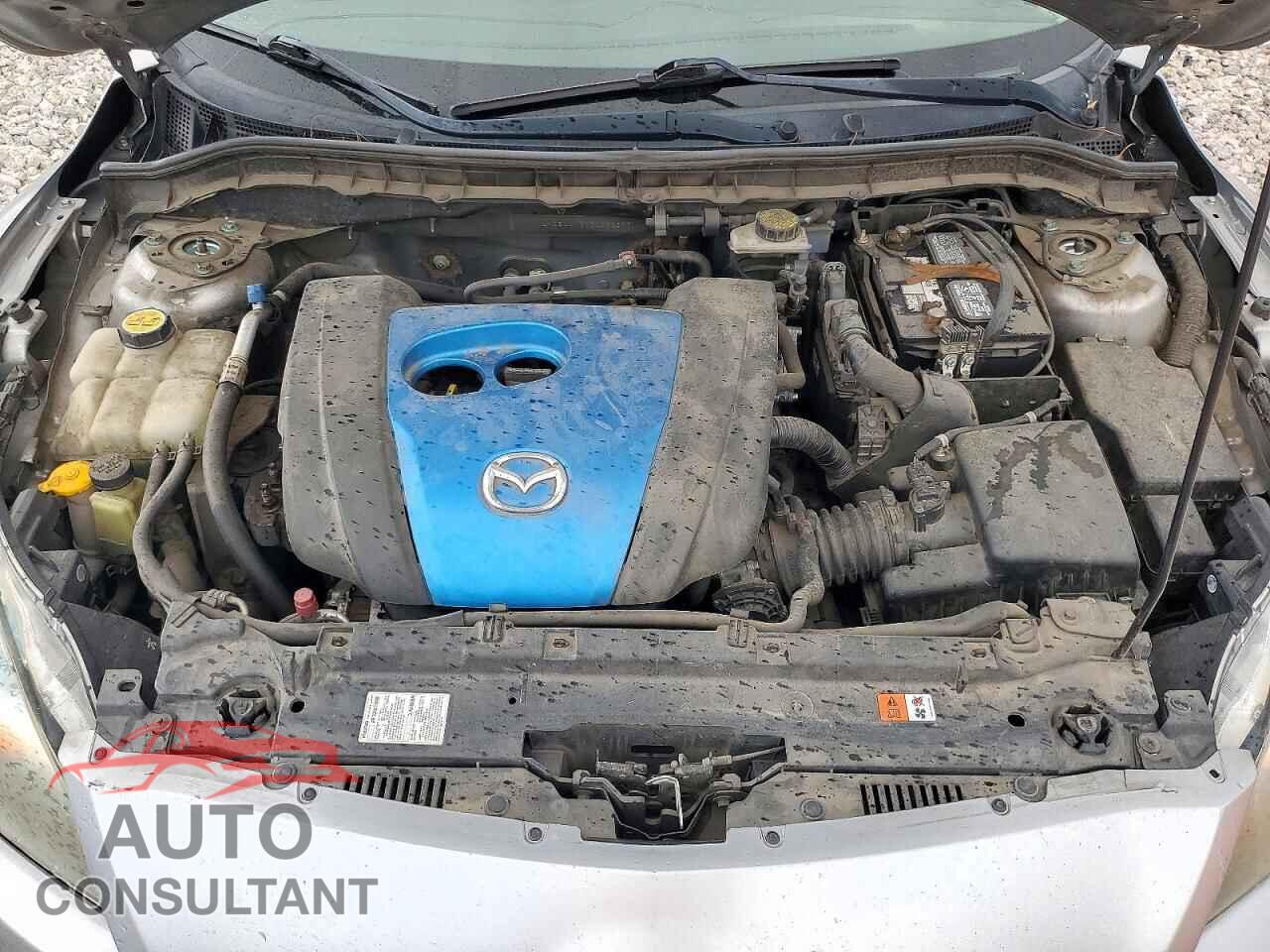 MAZDA 3 2012 - JM1BL1V80C1558577