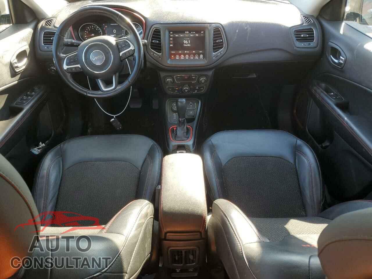 JEEP COMPASS 2020 - 3C4NJDDB9LT184156