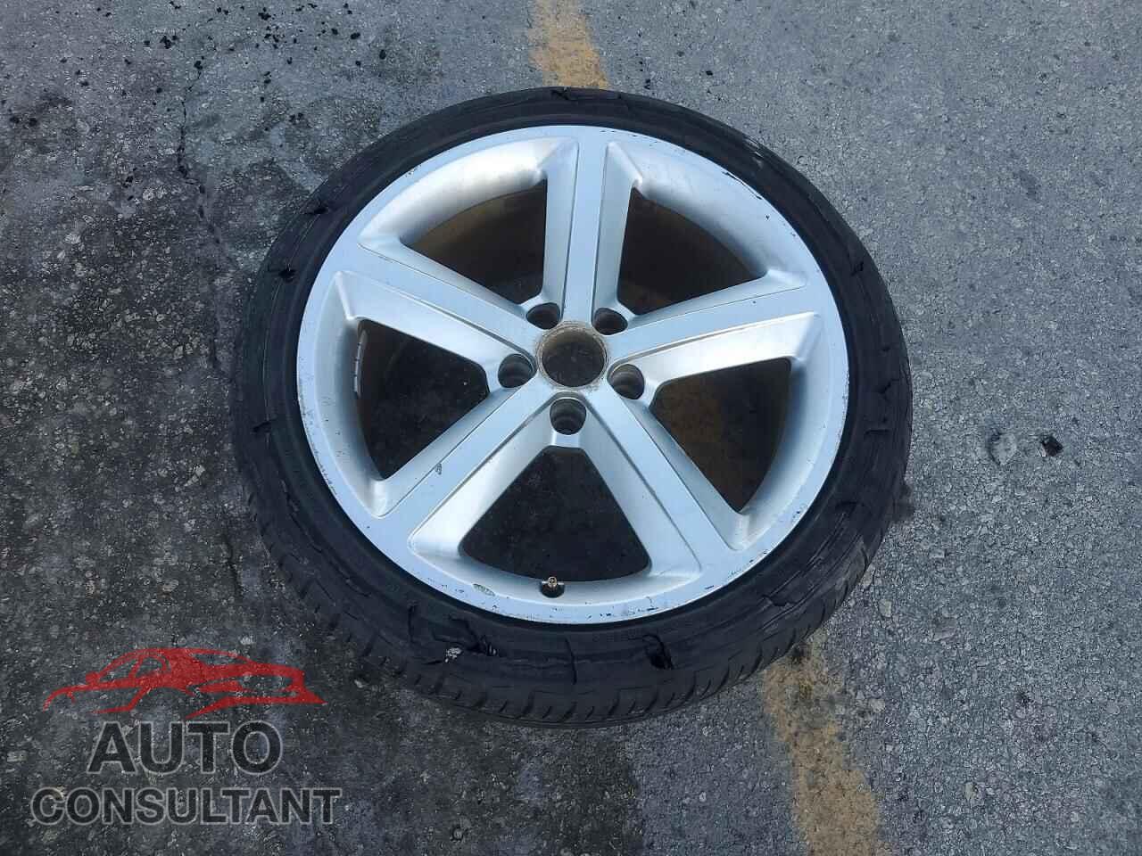 AUDI A4 2013 - WAUAFAFL6DN017014