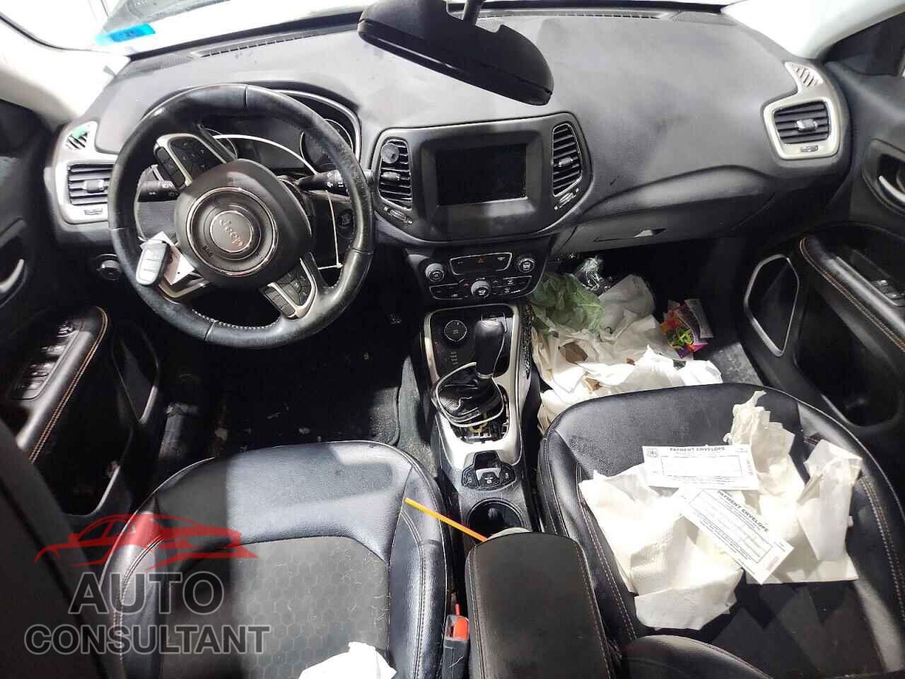 JEEP COMPASS 2018 - 3C4NJDBB1JT116367