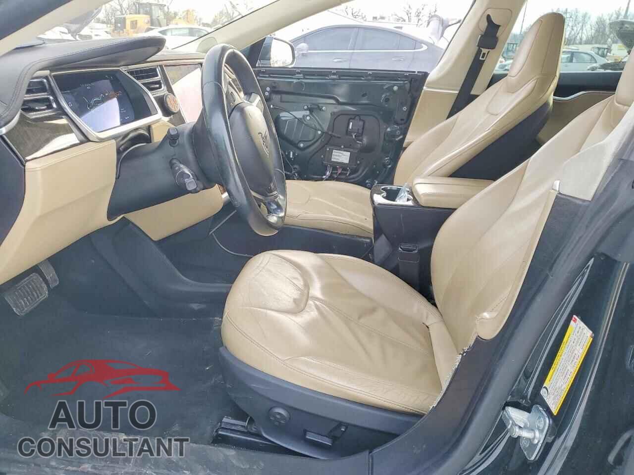 TESLA MODEL S 2013 - 5YJSA1CGXDFP03942