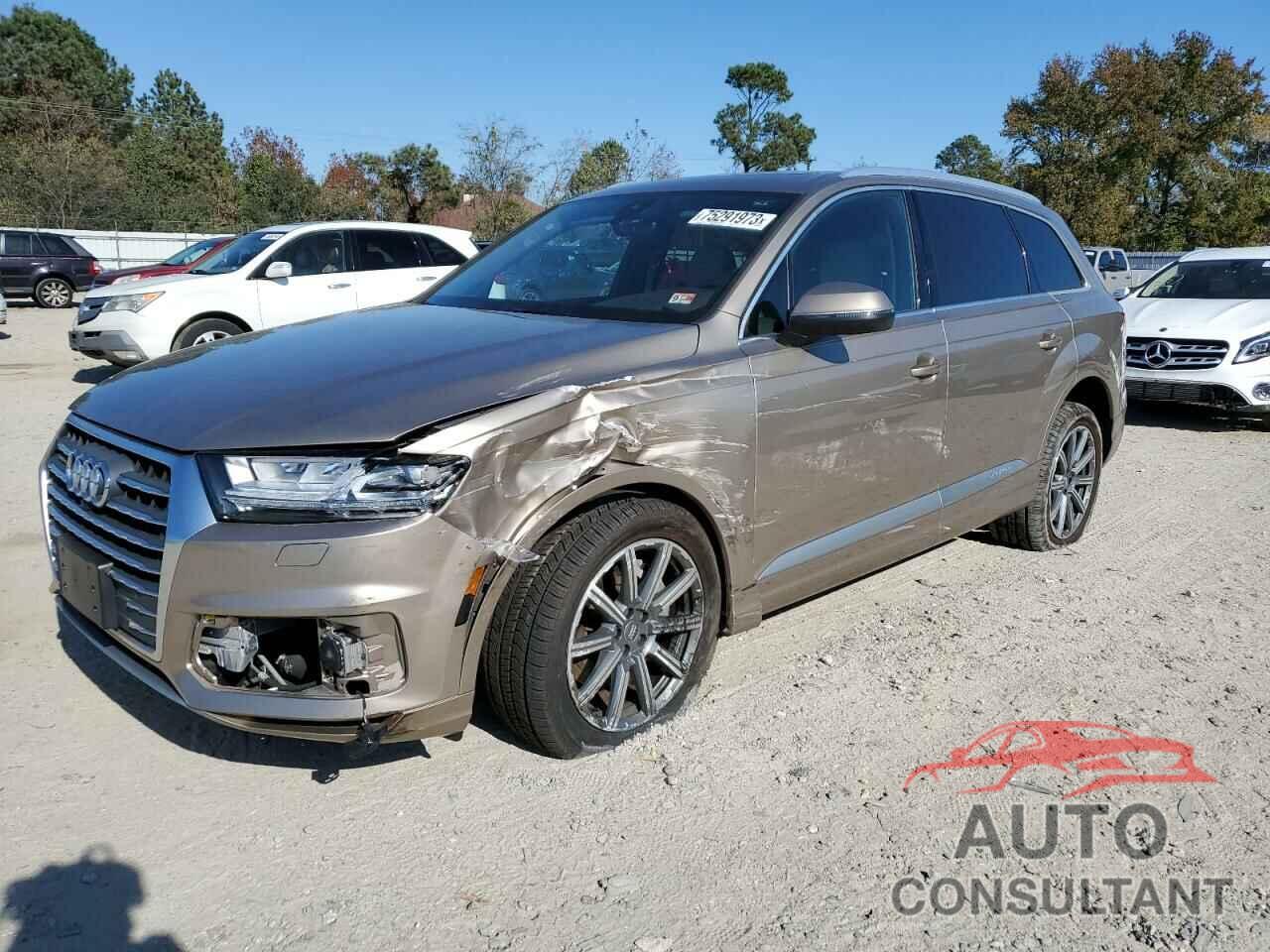 AUDI Q7 2018 - WA1LHAF70JD052233