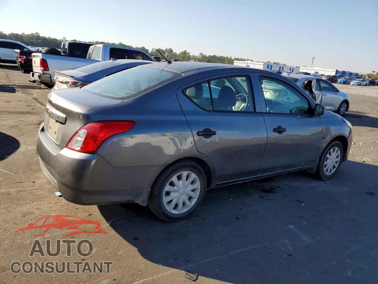 NISSAN VERSA 2019 - 3N1CN7AP3KL804871