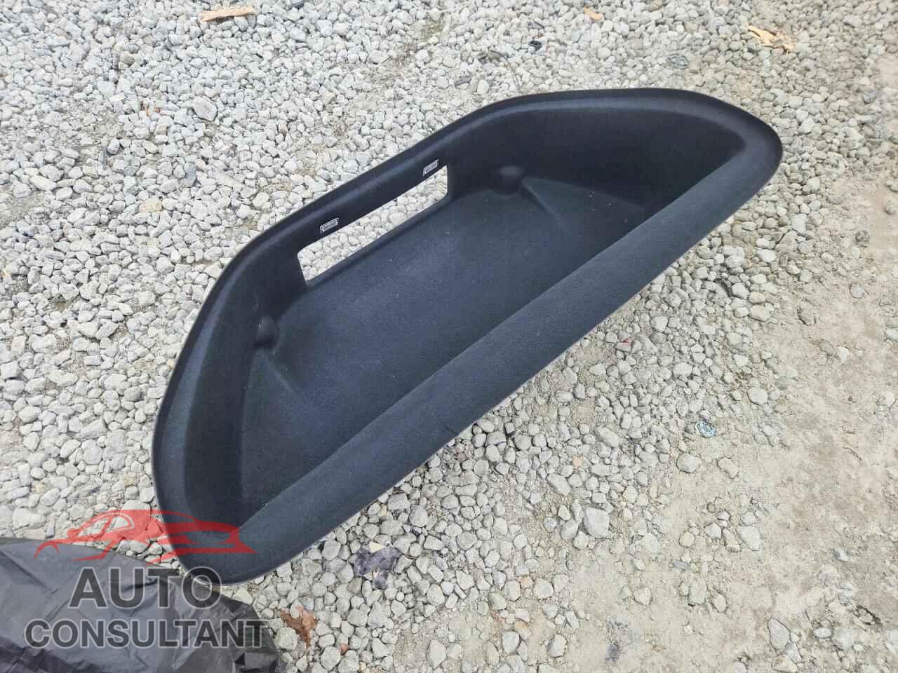 TESLA MODEL X 2016 - 5YJXCBE41GF000615