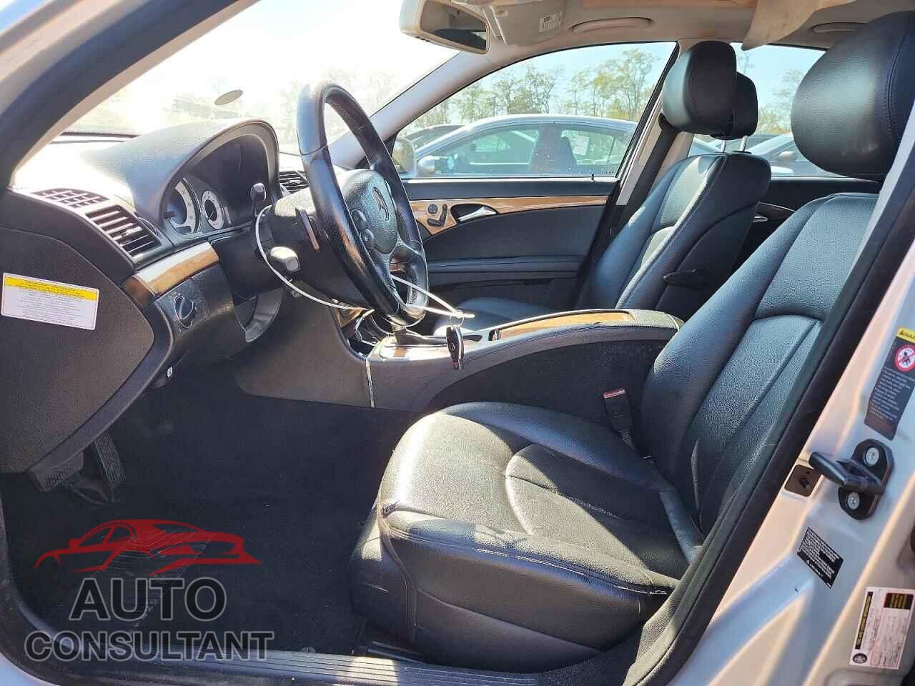 MERCEDES-BENZ E-CLASS 2009 - WDBUF87X09B384248