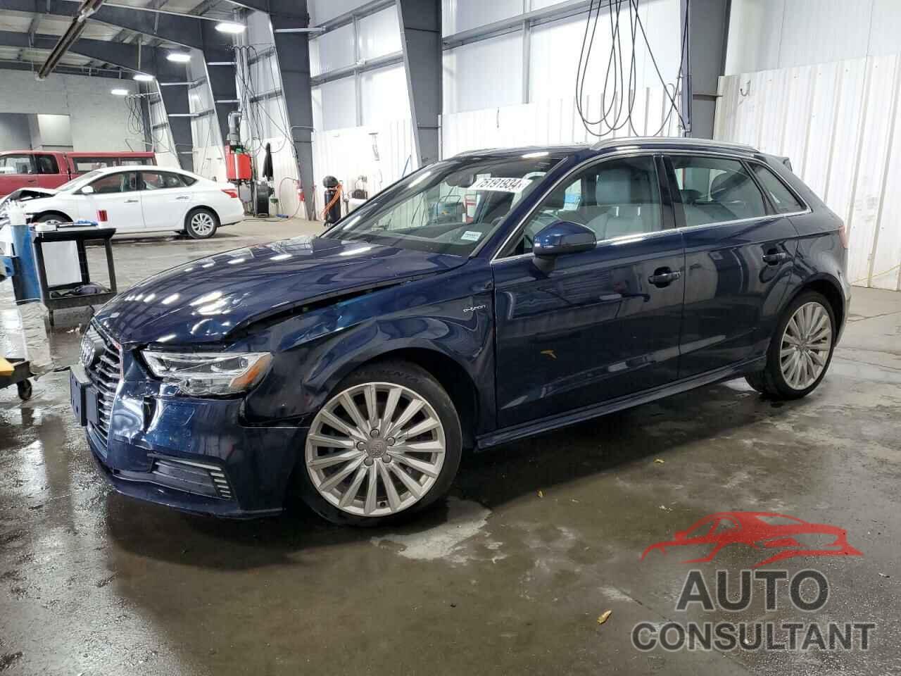 AUDI A3 2017 - WAUTPBFF2HA096541