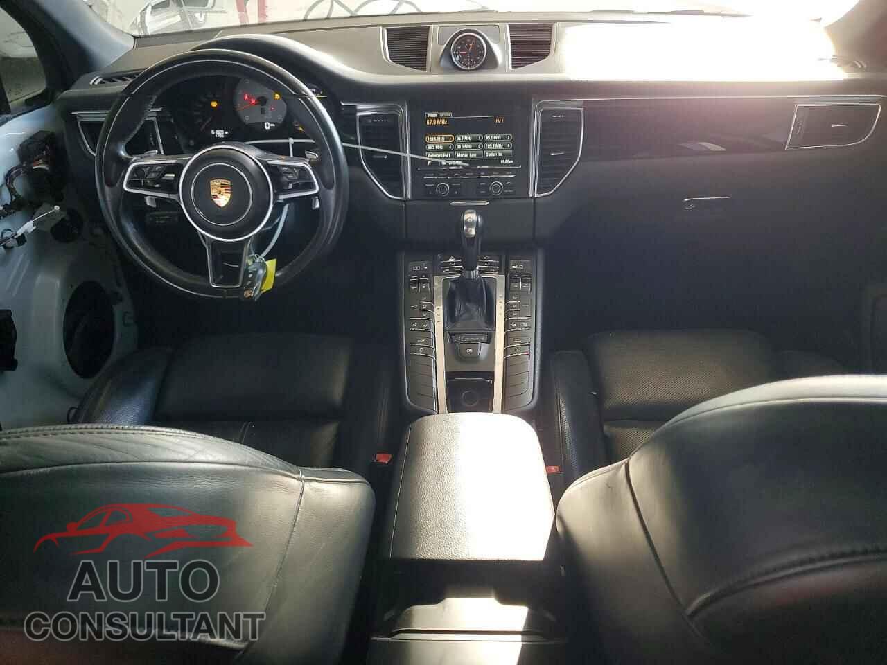 PORSCHE MACAN 2016 - WP1AB2A55GLB53811