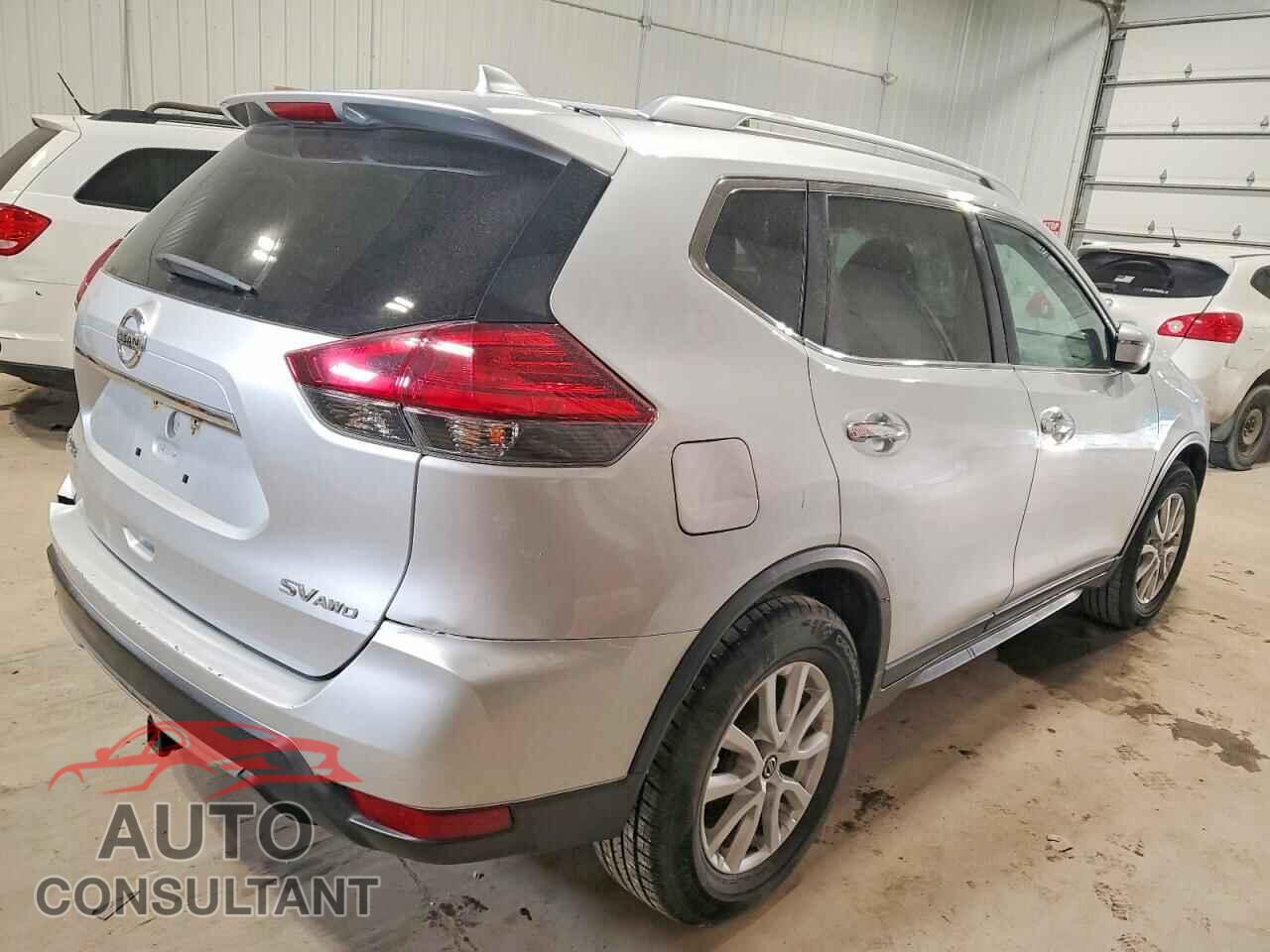 NISSAN ROGUE 2017 - KNMAT2MV0HP526645