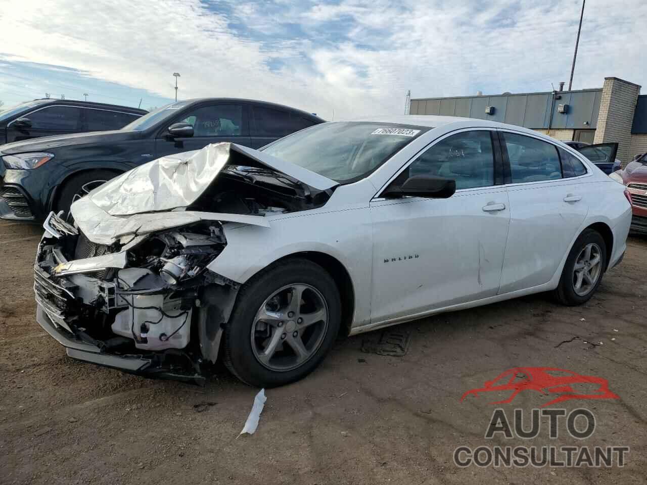 CHEVROLET MALIBU 2018 - 1G1ZB5ST1JF213326