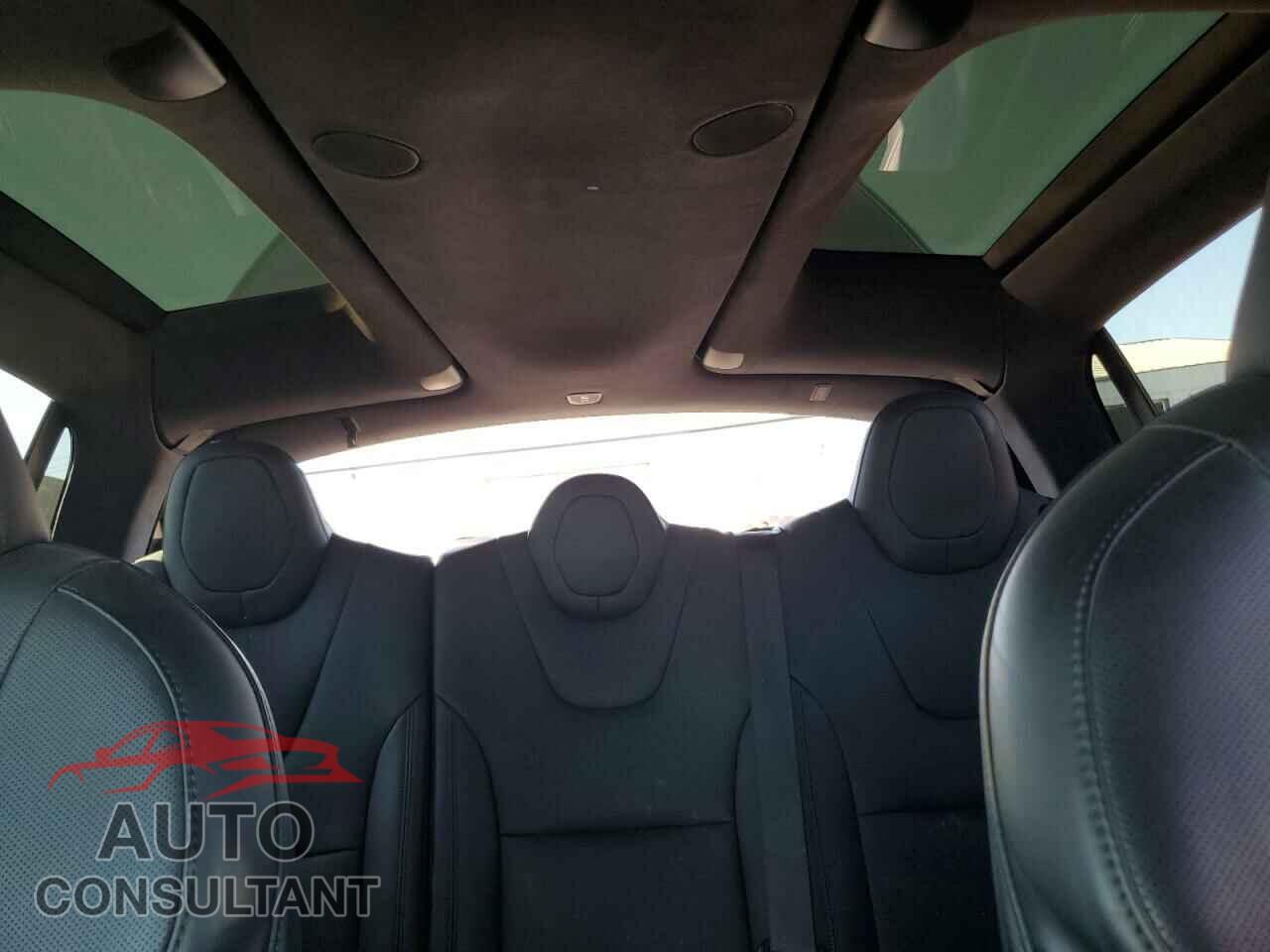 TESLA MODEL X 2022 - 7SAXCDE57NF336967
