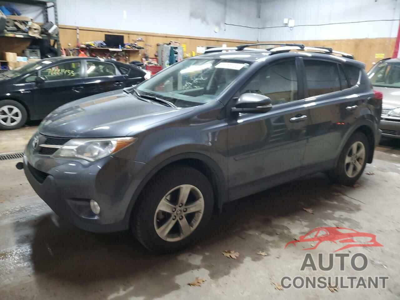 TOYOTA RAV4 2015 - JTMRFREV7FD127456