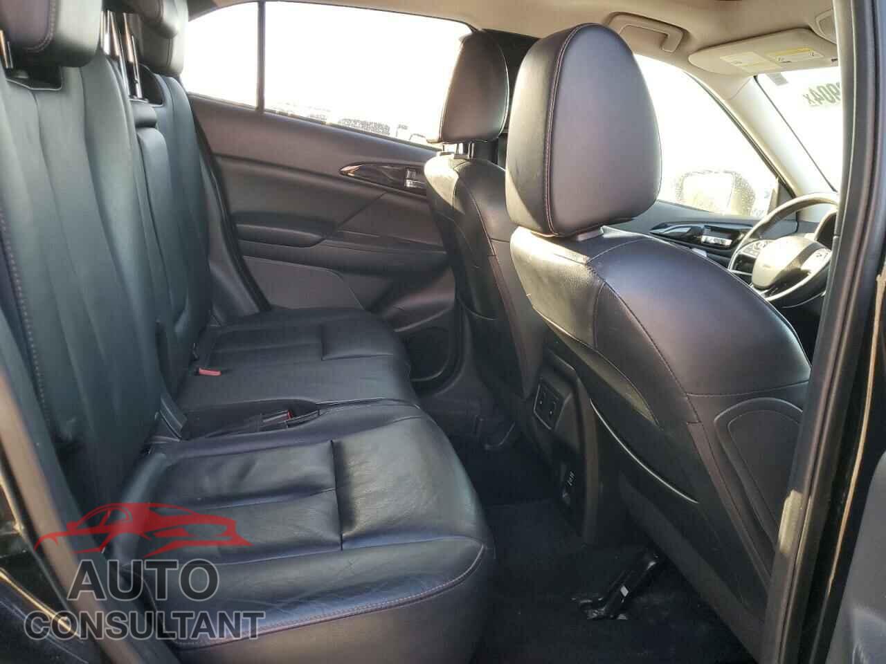 MITSUBISHI ECLIPSE 2018 - JA4AT5AA8JZ044142