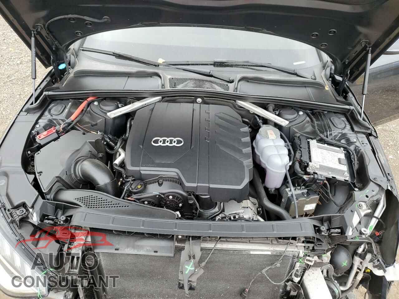 AUDI A4 2021 - WAUABAF44MN008235
