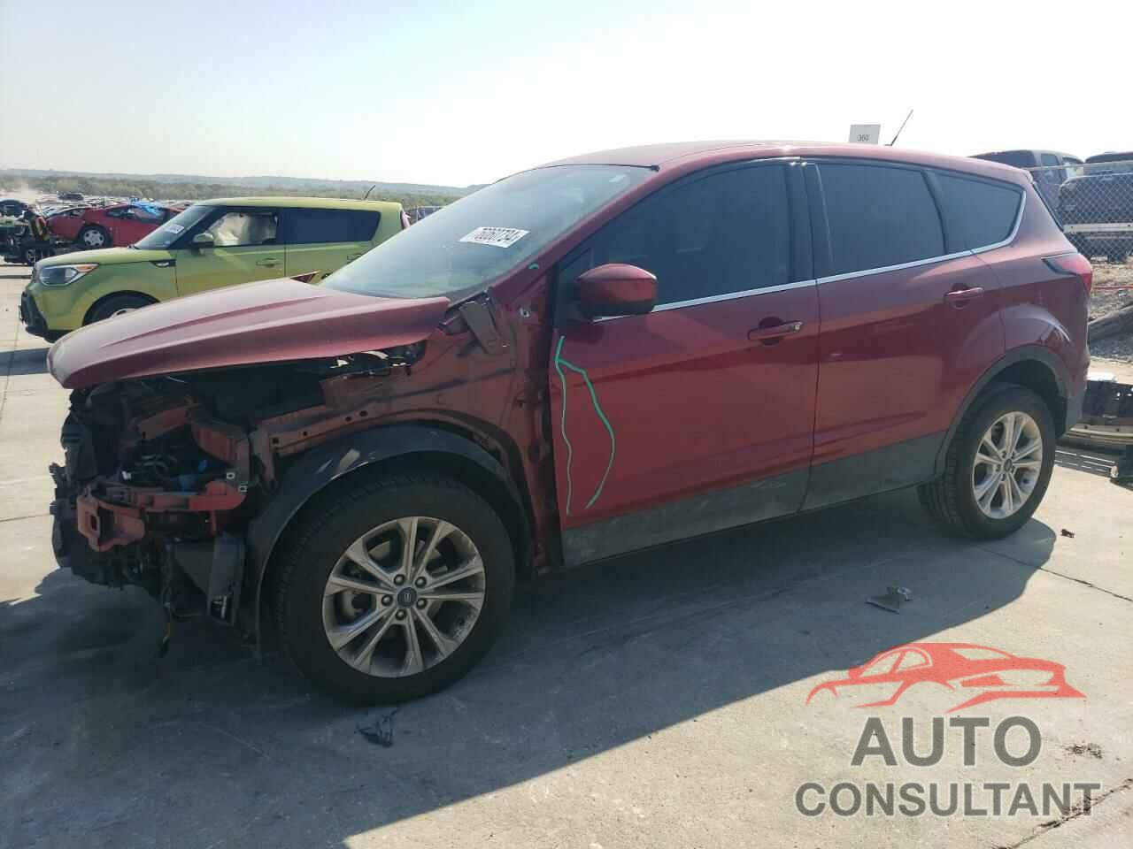 FORD ESCAPE 2019 - 1FMCU0GD8KUA05013