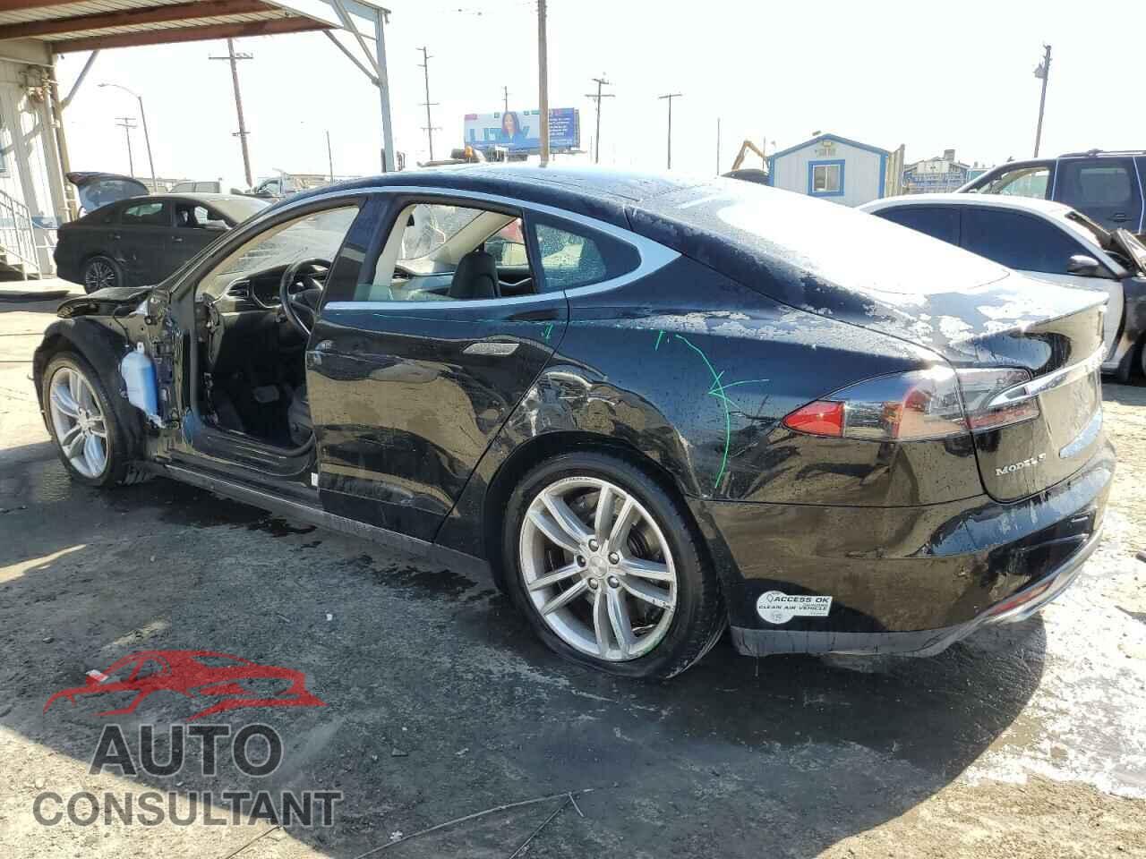 TESLA MODEL S 2014 - 5YJSA1H17EFP42610
