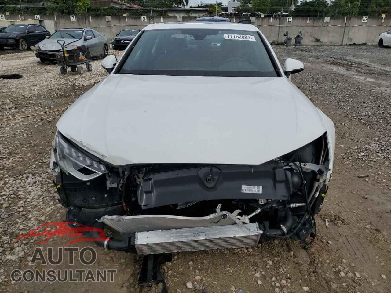 AUDI A4 2024 - WAUDAAF41RN010547