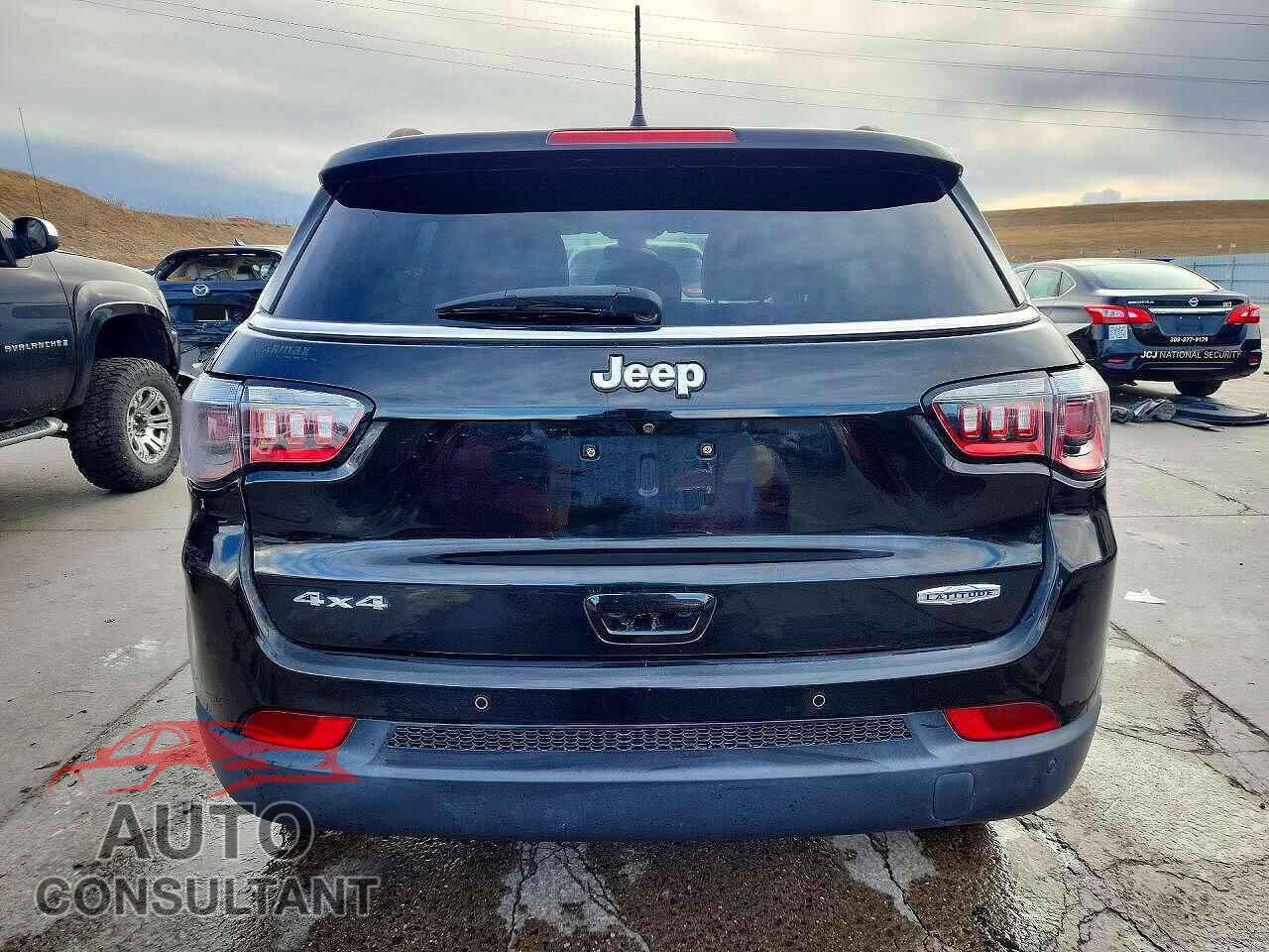 JEEP COMPASS 2017 - 3C4NJDBB0HT640703