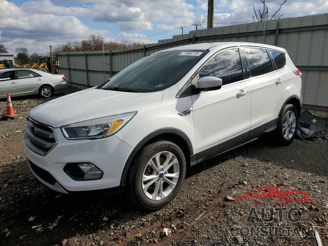 FORD ESCAPE 2017 - 1FMCU9GD5HUB25882