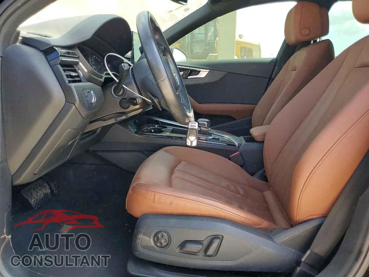 AUDI A4 2021 - WAUABAF40MN006580