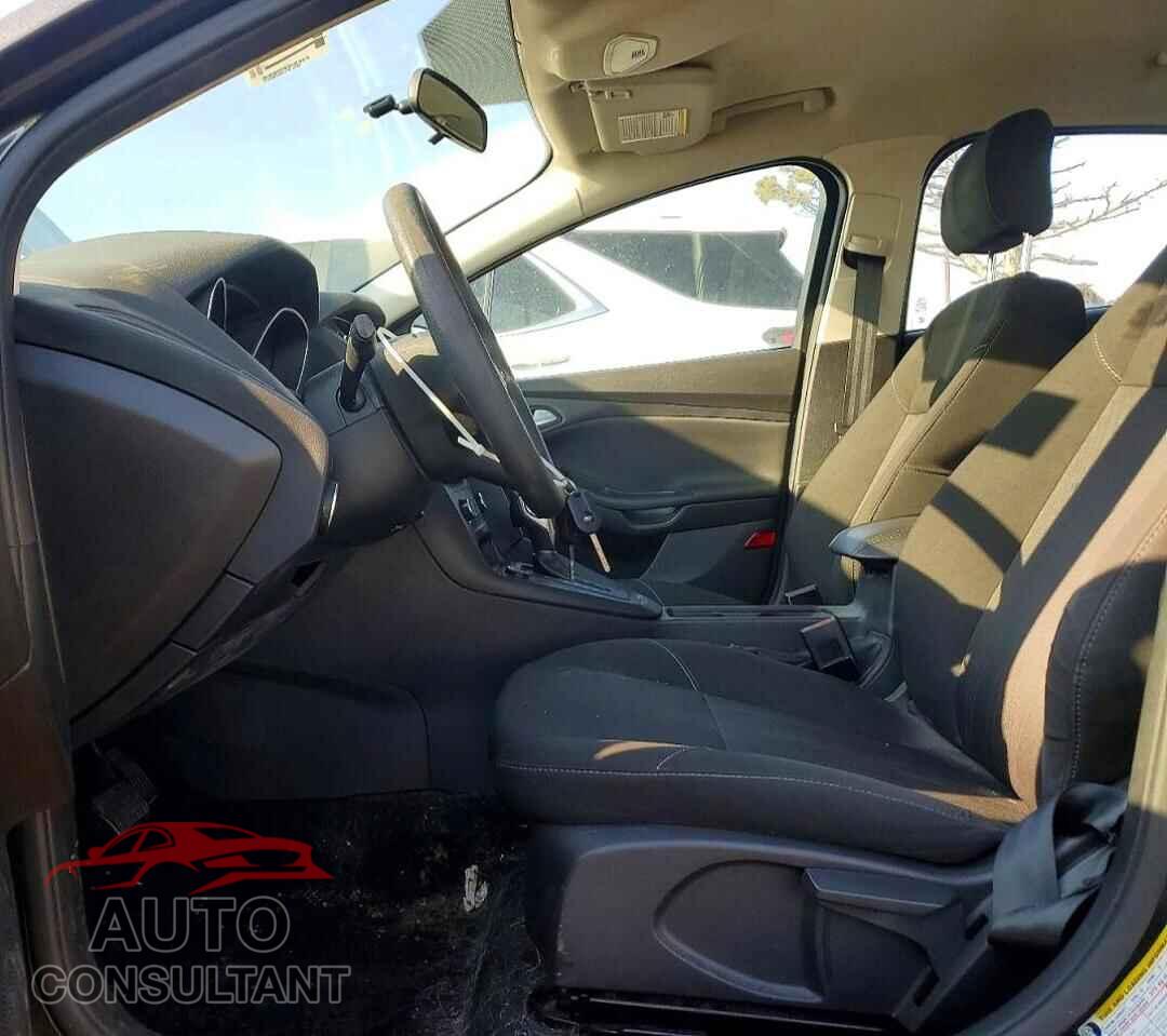 FORD FOCUS 2015 - 1FADP3F24FL374146