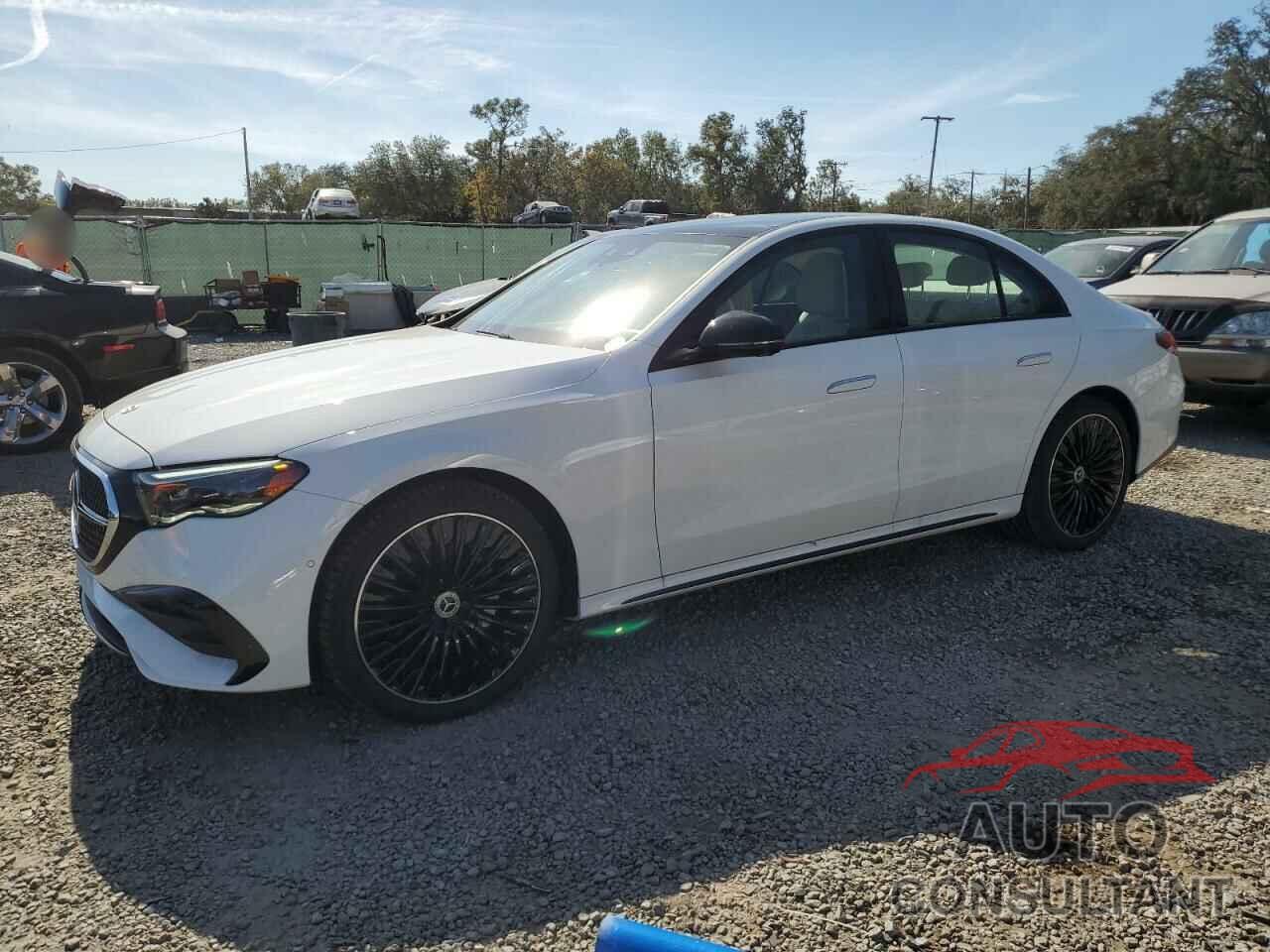 MERCEDES-BENZ E-CLASS 2024 - W1KLF4HB5RA009380