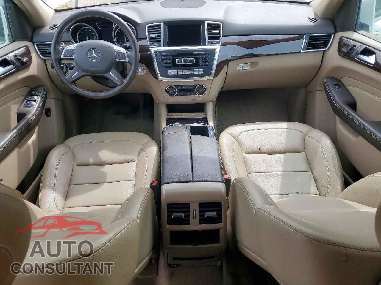 MERCEDES-BENZ M-CLASS 2012 - 4JGDA2EB3CA017521